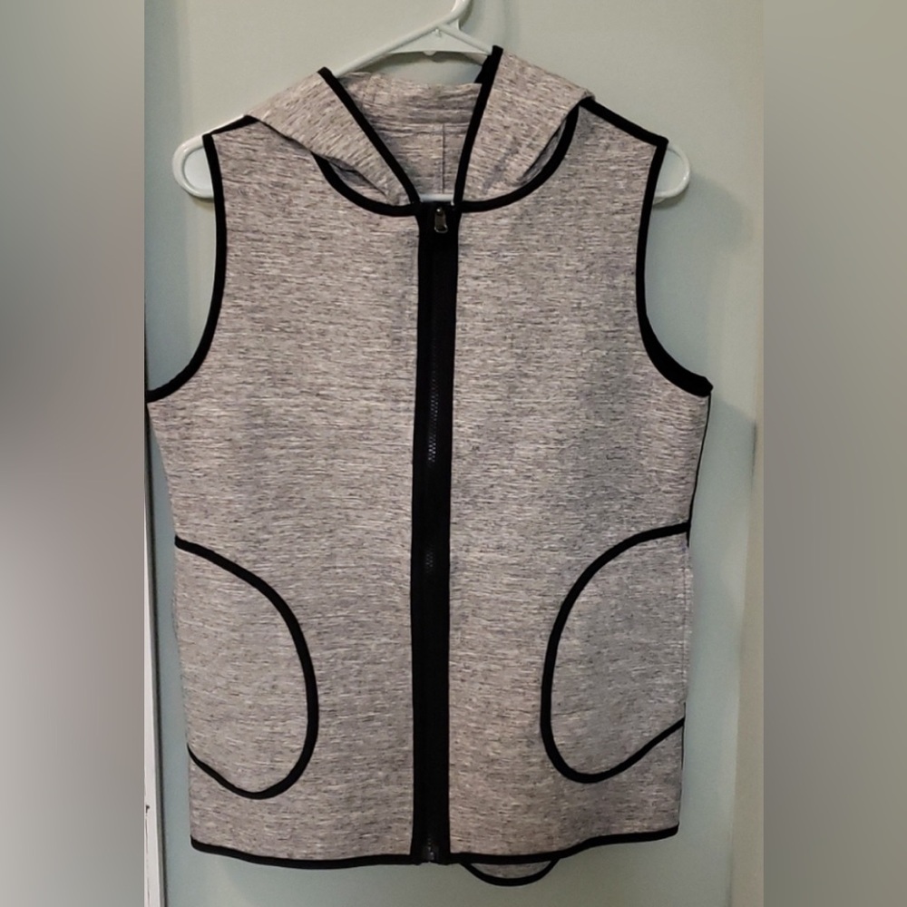 Lululemon reversible vest 10
